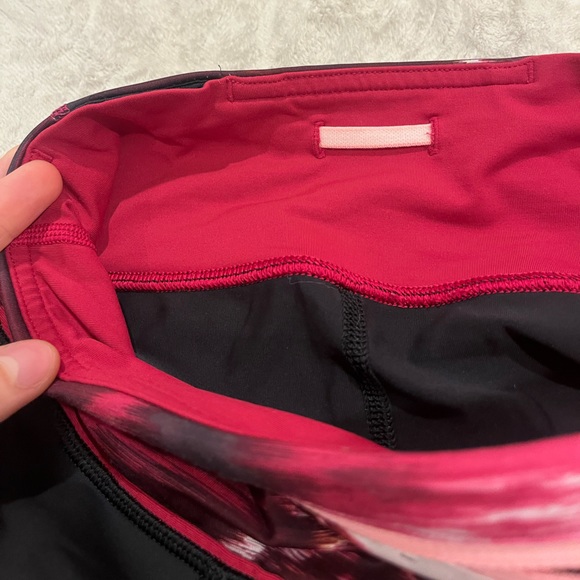 NEW LuluLemon high waisted leggings with pockets - Picture 8 of 8